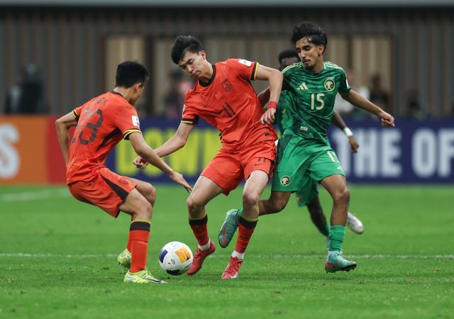 体育赛事-让路全运会！ U22国足与国青放弃参加土伦杯